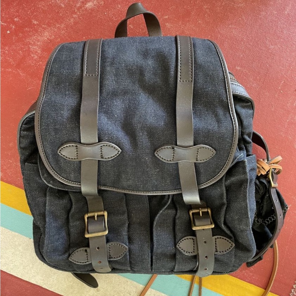 *RARE BLACK LABEL* Filson Rucksack Backpack